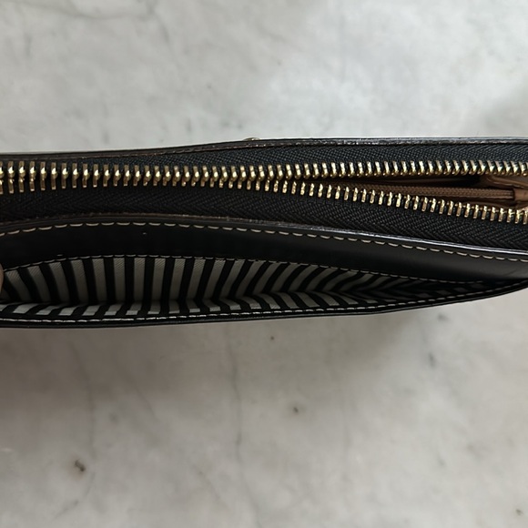 Kate Spade Wallet - Picture 3 of 7